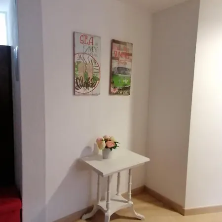 Apartment Centre *